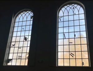 Chapel windows 24w