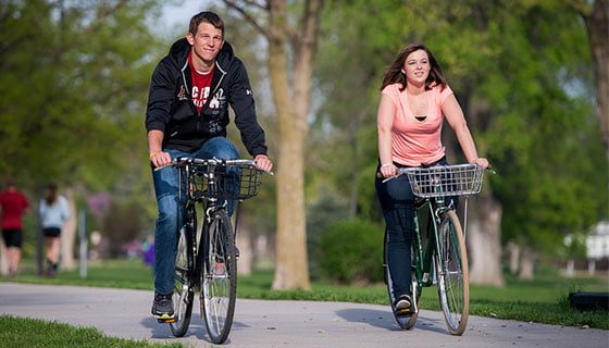 LandThumb_StudentLife7 Students enjoying the Hastings bike path