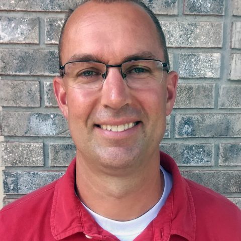Tim Ebers ‘00, head cross country and track and field coach at Elkhorn South High School, was named the Hastings College 2021 Outstanding Alumni Coach.